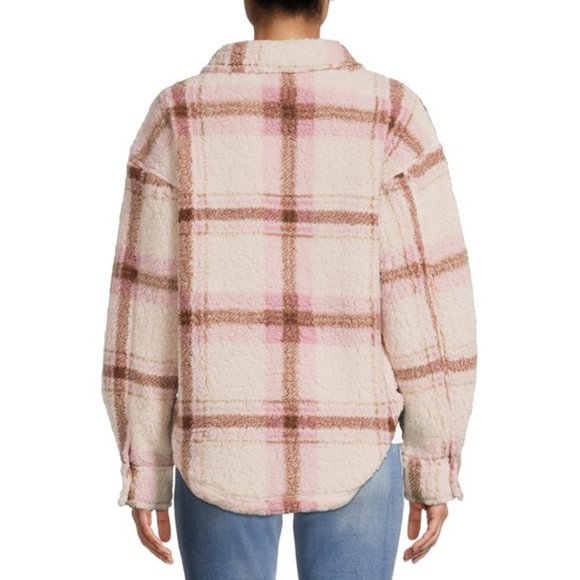 LAST CHANCE Ultra soft Plaid Printed Faux Sherpa Shacket - Picture 6 of 10